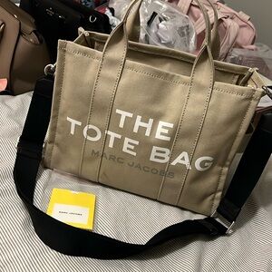 Marc Jacob’s Medium Tote bag